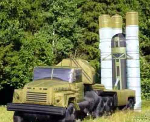 柳北军用大型导弹发射车